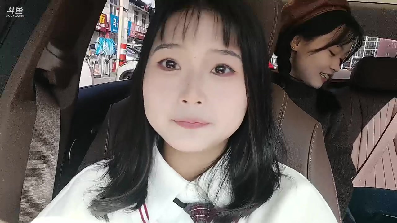 【2023-11-22 12点场】别问问就黑皮：黑皮休息、一点闺女代播