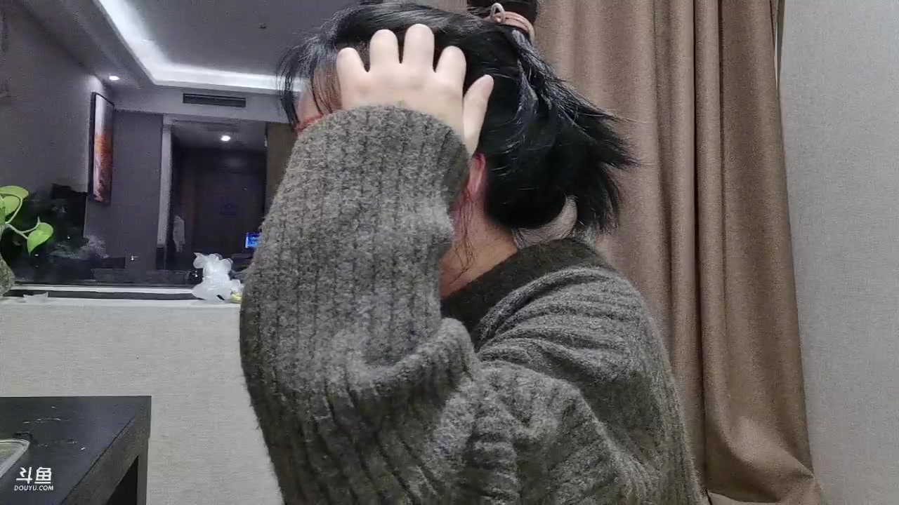 【2023-11-23 00点场】别问问就黑皮：黑皮休息、一点闺女代播
