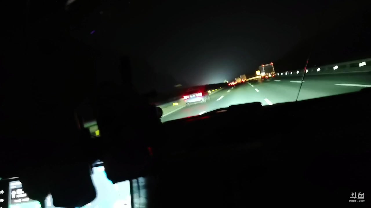【2023-11-25 21点场】胡嘉一：去义乌马拉松！
