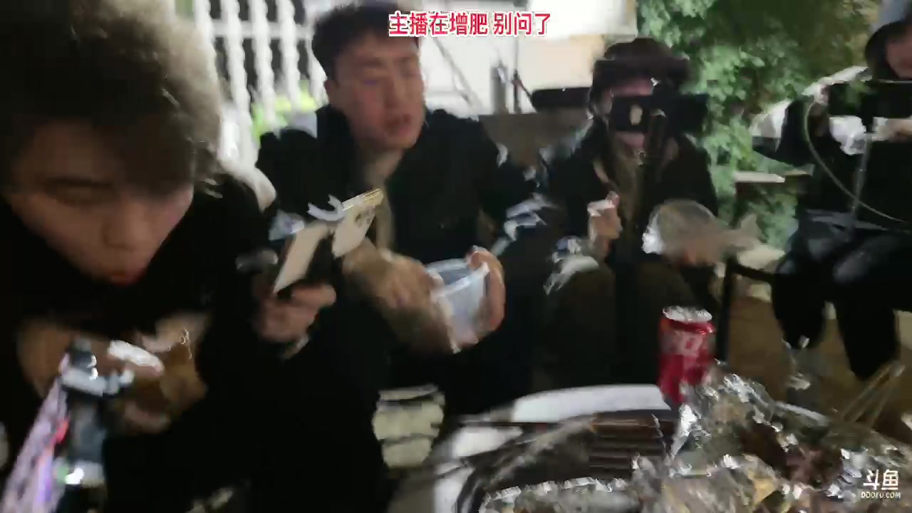 【2023-11-25 22点场】叁三QvQ：一起开心上班把~