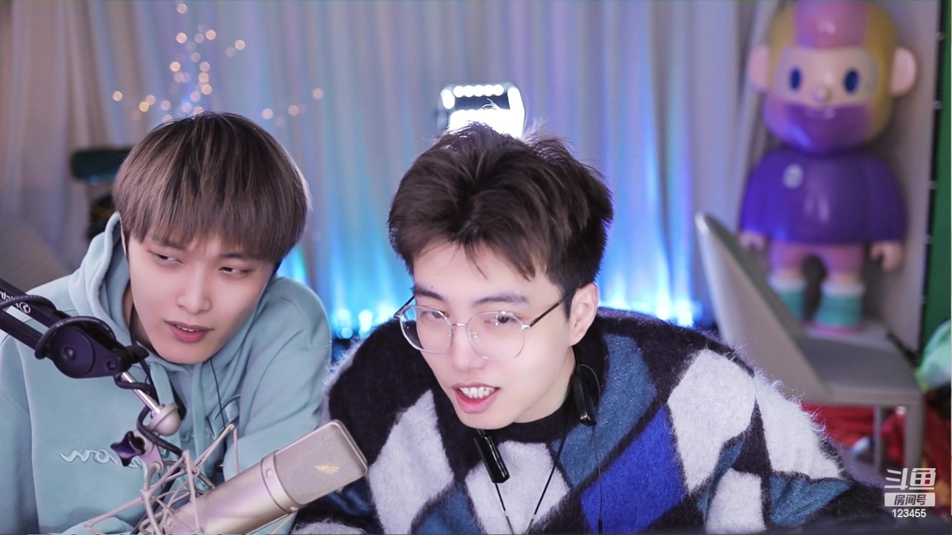 【2023-11-26 17点场】南波儿大魔王丶：天青色等烟雨，而我在~