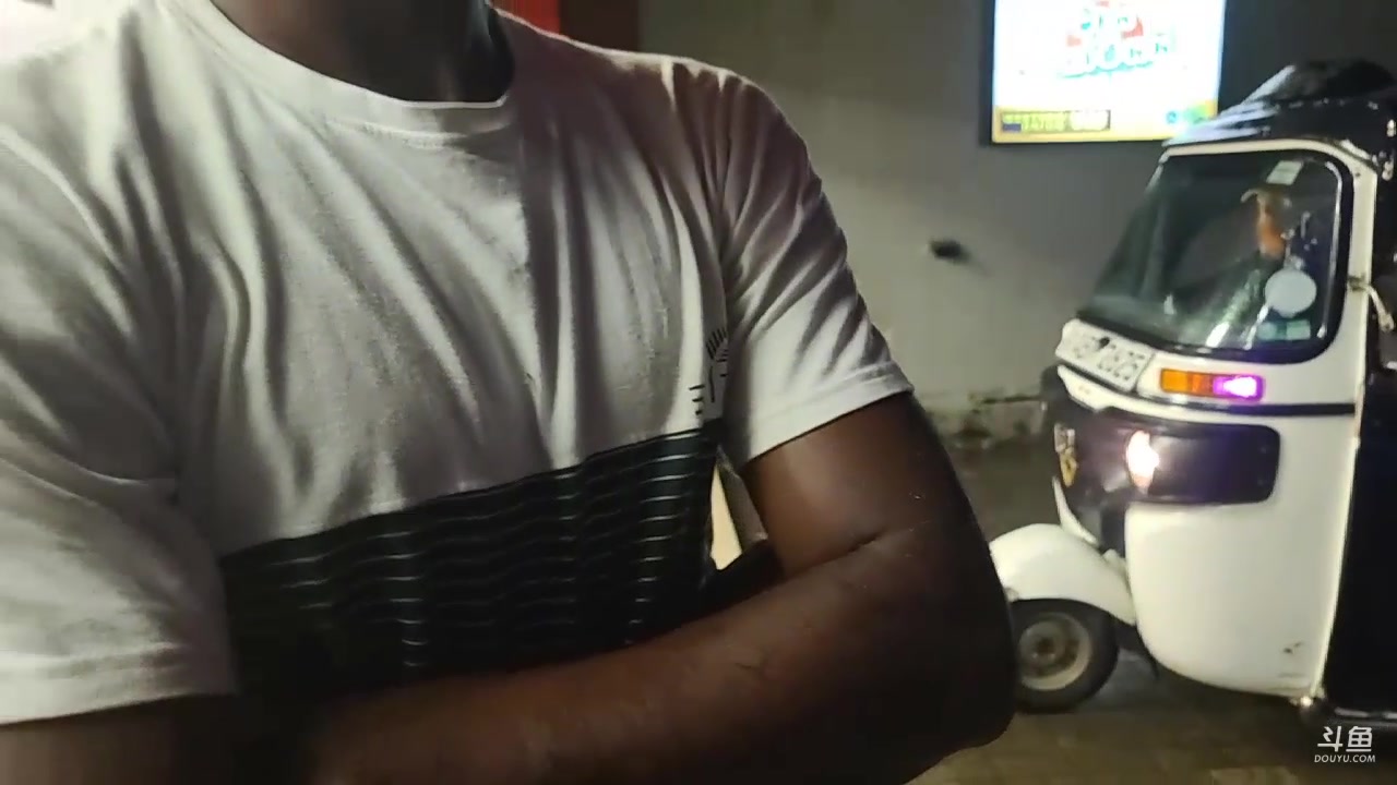 【2023-11-22 21点场】叶子户外：《纪实直播》斯里兰卡day14