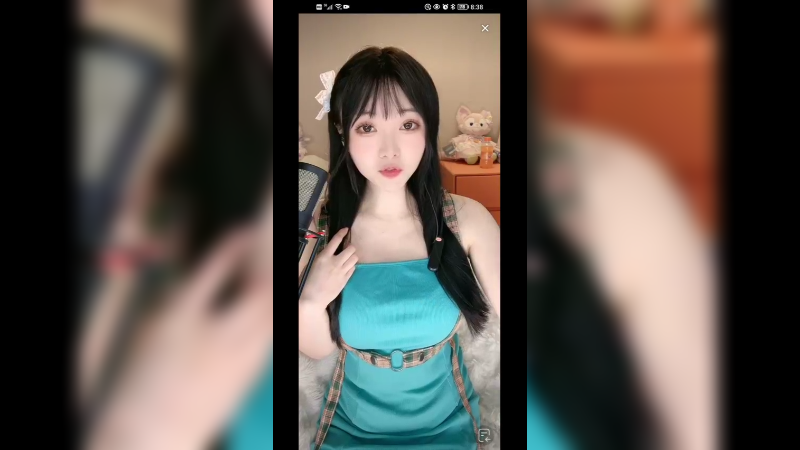 女主播今天衣服好看