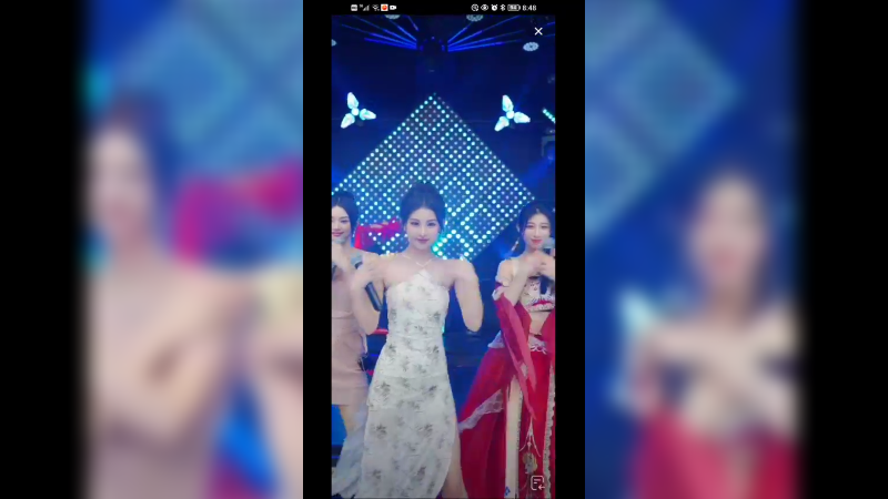 三个女主播唱经典老歌好听
