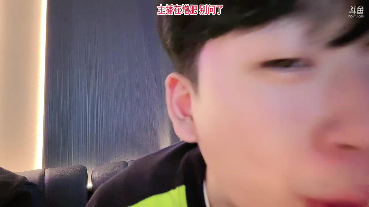 【2023-11-29 02点场】叁三QvQ：今晚八点左右开播