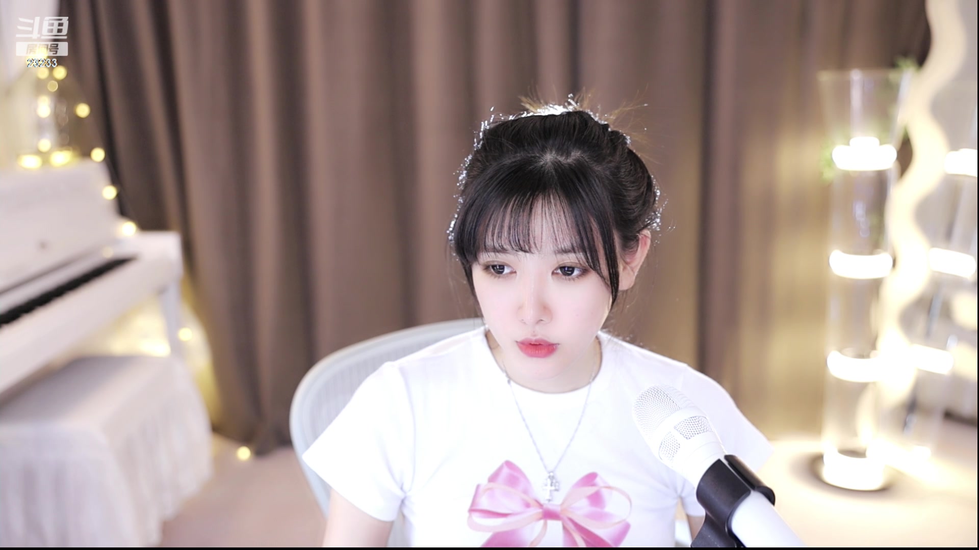 【2023-11-30 00点场】喵小莎：恭喜我们拿下年度十大冠军！