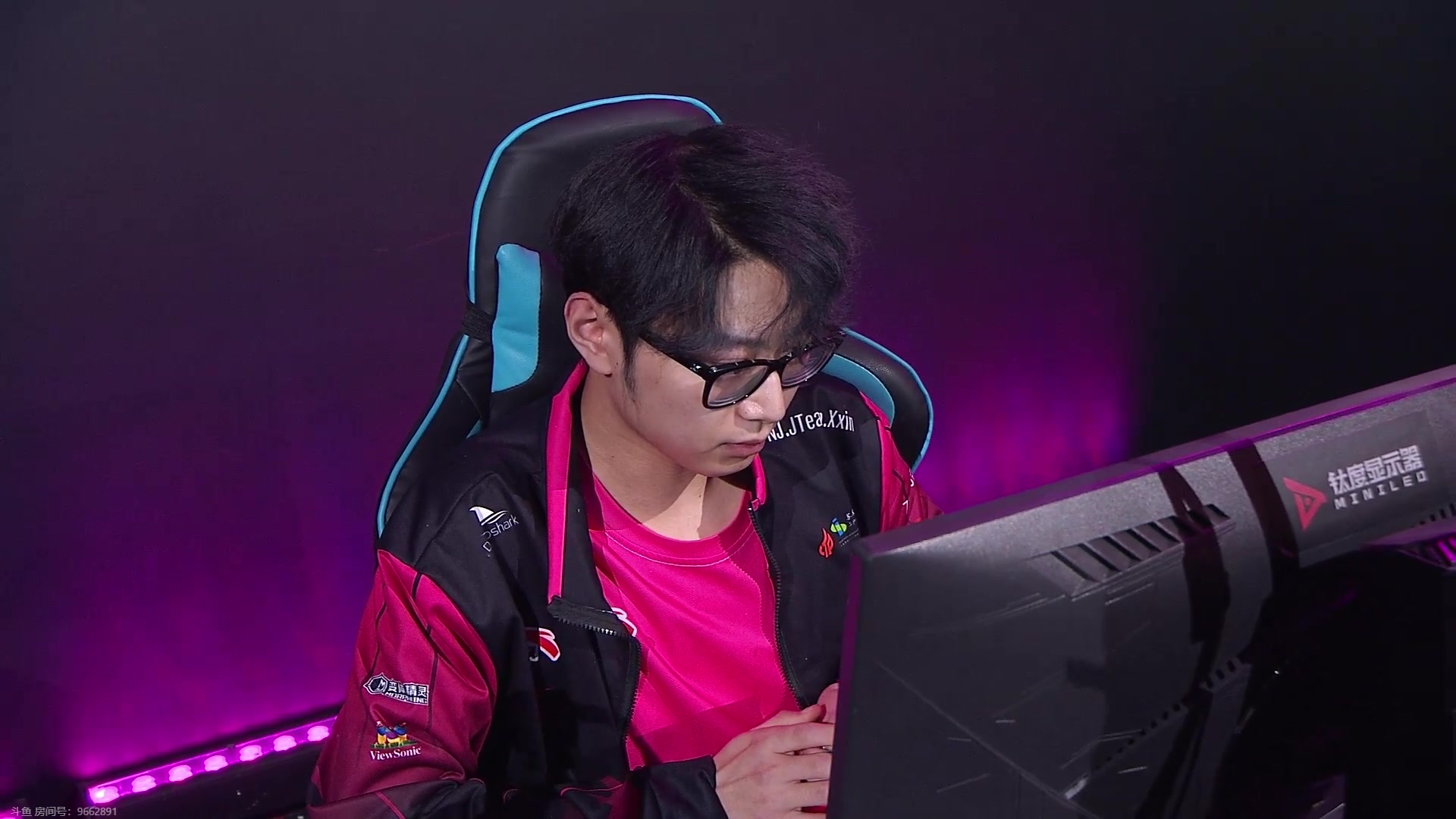 【2023-11-30 16点场】解说嘟师傅：【嘟师傅】先训练赛再劫杯