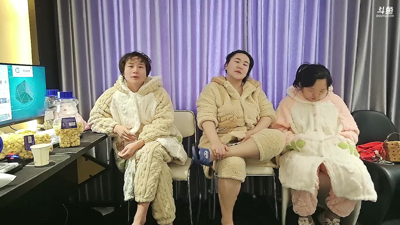 【2023-12-02 14点场】大嘴love：【横店】远征