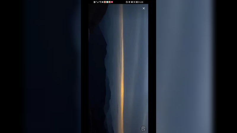 在黄山看夕阳一线天好美