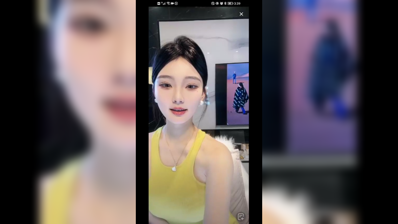 美女衣服好漂亮