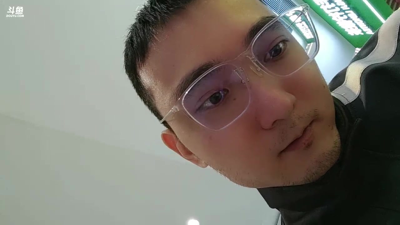 【2023-12-05 17点场】亚瑟归来丶：有车位 国服带飞