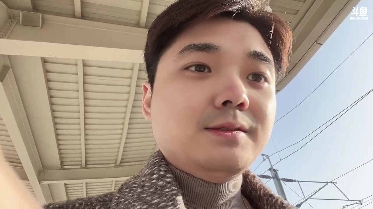 【2023-12-07 15点场】白鲨漠然Moran：7号去成都CFS，11号回~
