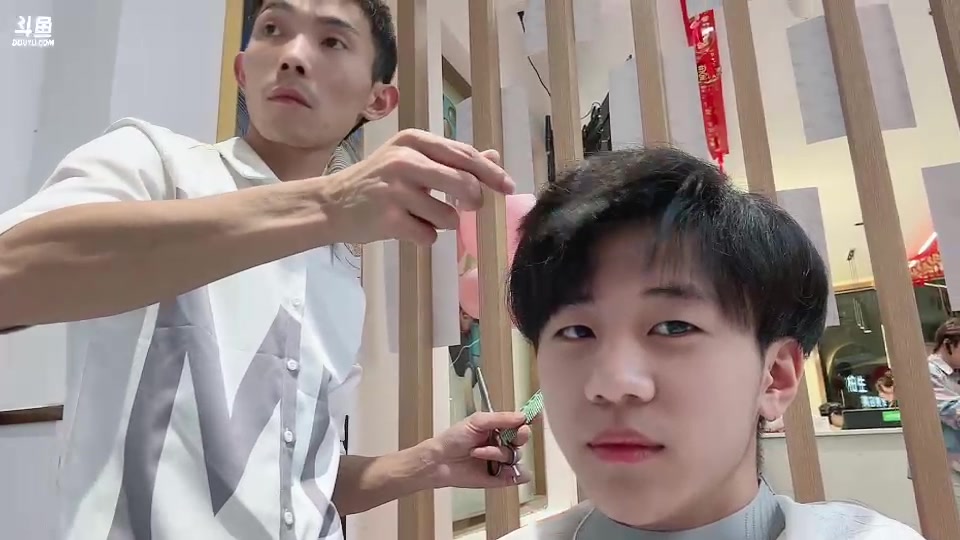 【2023-12-09 17点场】小楠ouo：（黄金双倍）一元粉丝牌每天都变强一点点