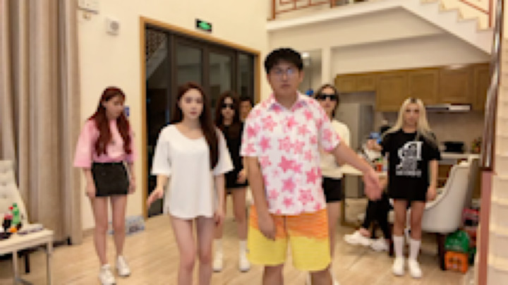 火力堂主发布了一个斗鱼视频2023-12-09