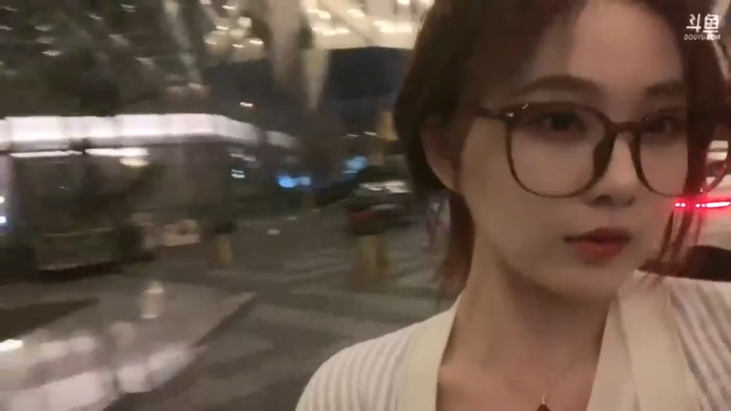 【2023-12-9 21点场】白鲨小叮当:到成都了我