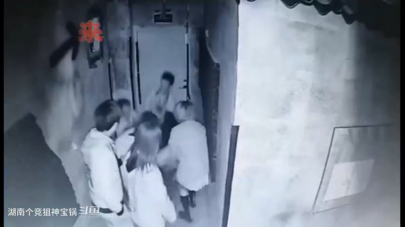 NPC你过来呀 看看我手上是啥