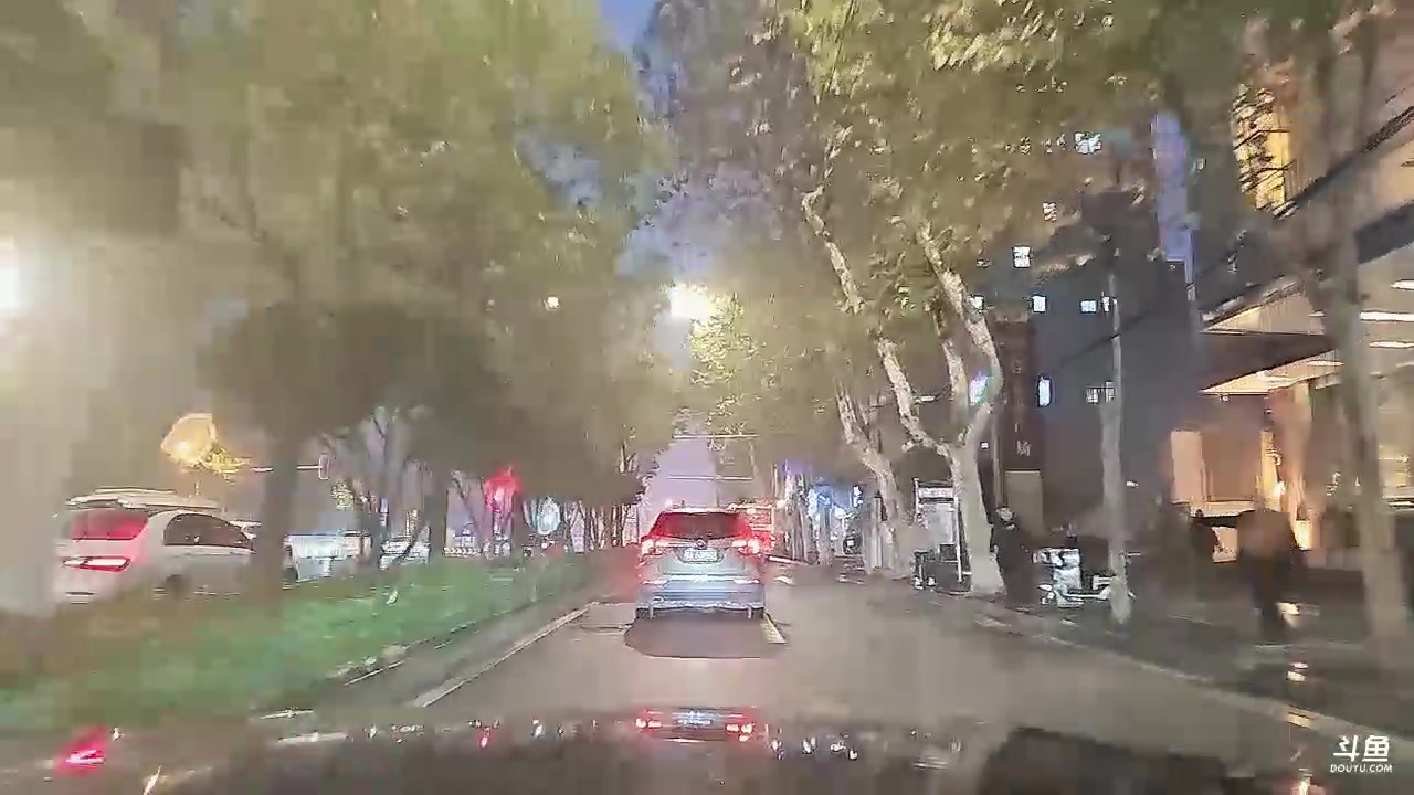 【2023-12-13 16点场】别问问就黑皮：（武汉户外）下午见啊