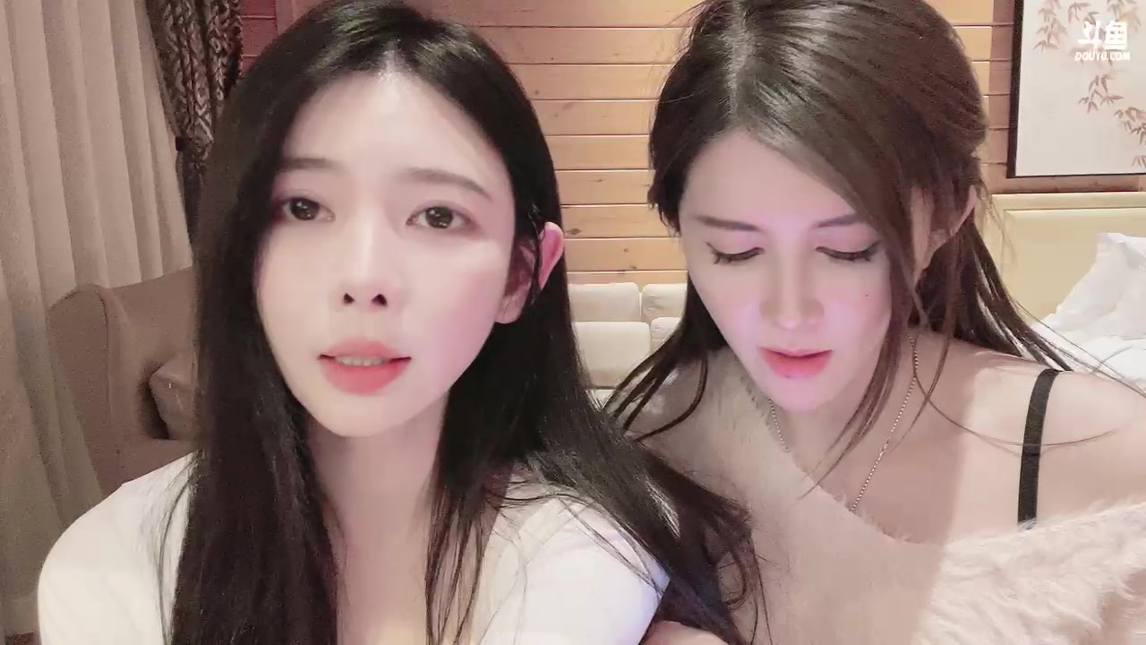 【2023-12-16 22点场】晒网的慧儿呀：小狗出门玩啦 晚上找我叭
