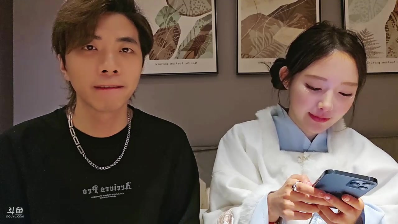 【2023-12-12 22点场】秀才冷男：重生之我在南昌的街头等你