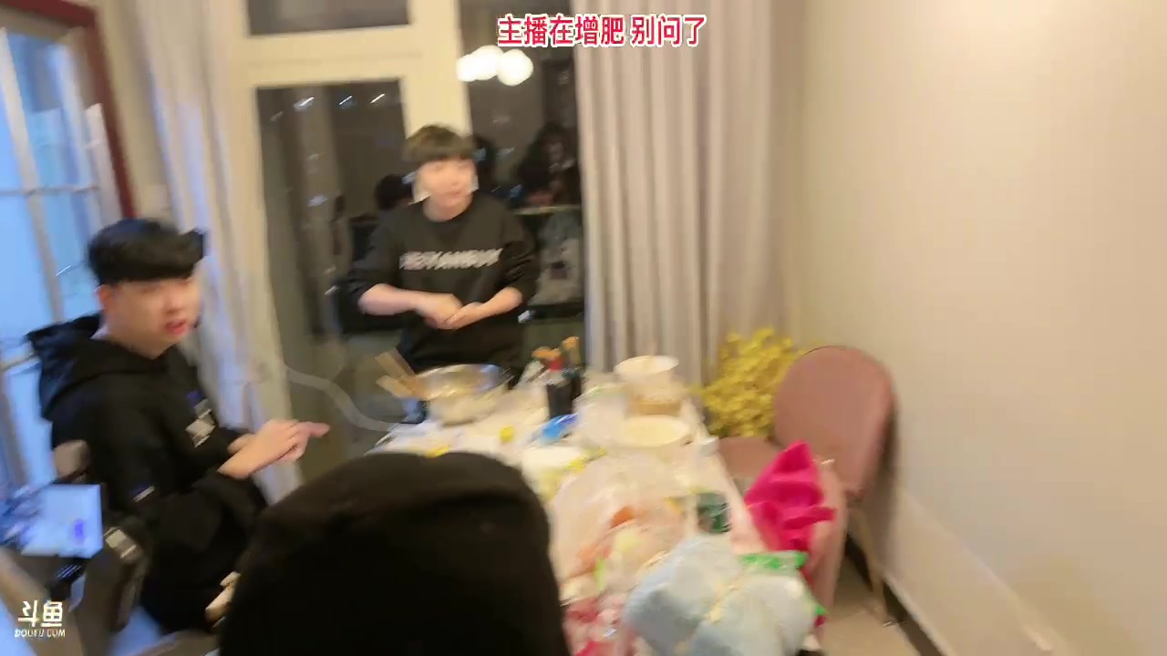 【2023-12-22 20点场】叁三QvQ：今天搬家具体开播看情况～