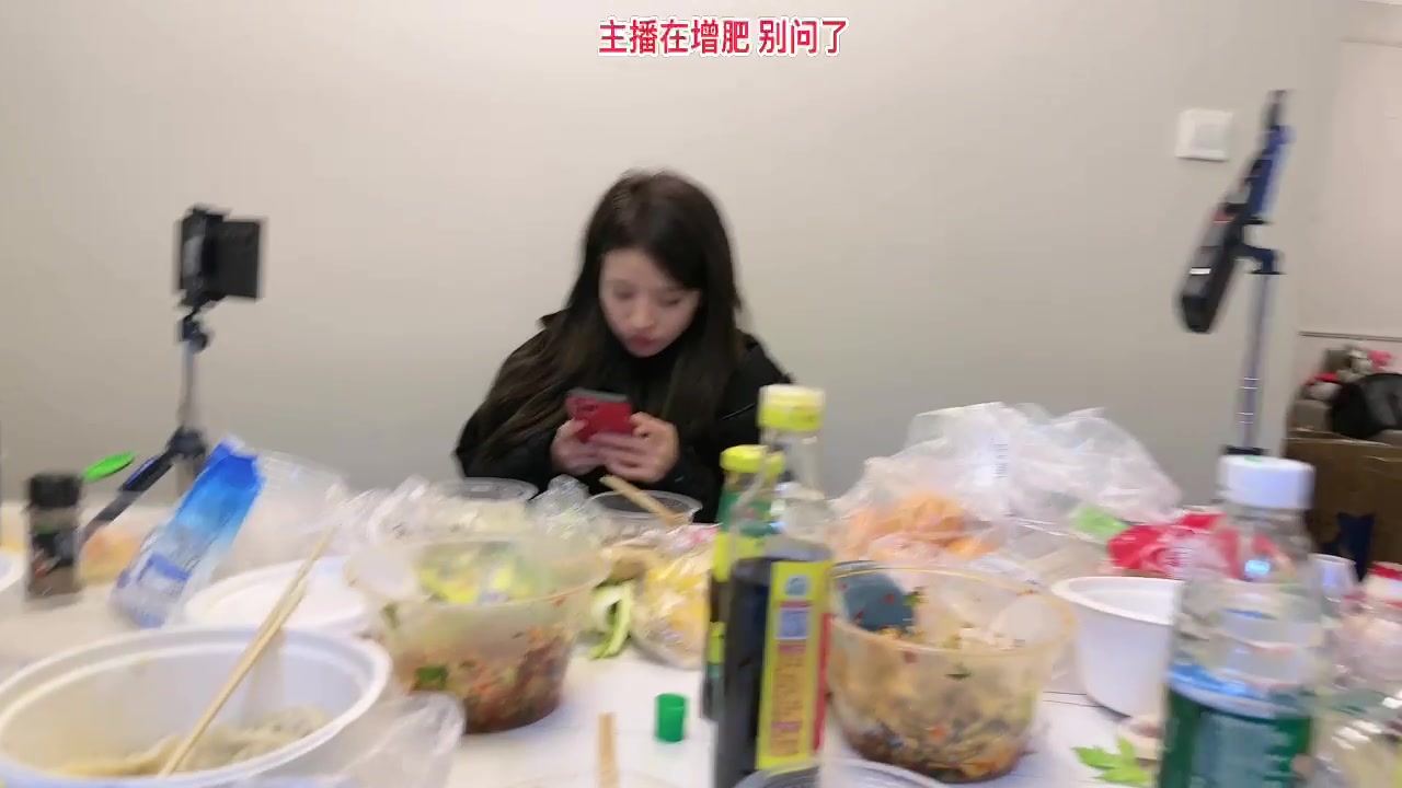 【2023-12-22 22点场】叁三QvQ：今天搬家具体开播看情况～