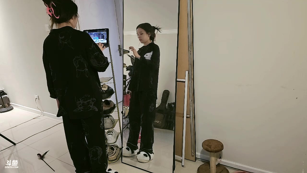 【2023-12-25 03点场】唐6儿：【小奶团】白银双倍保2星啦7点来～