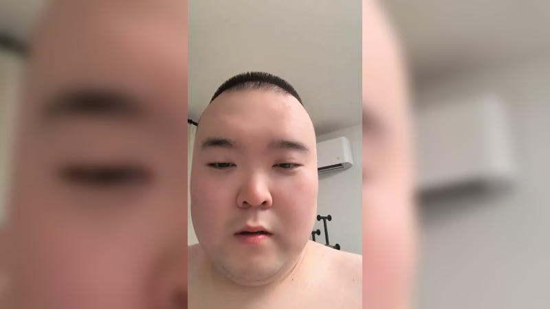 排位我都不玩了，还让我下AK，我排位在不用了还不行么，