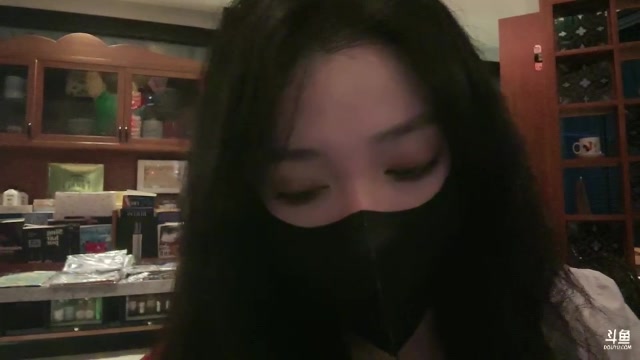 【2023-12-28 00点场】若若跑的贼快：到达新加坡，今晚12:30左右开播