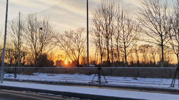 【2023-12-29 12点场】Abbalol:您出来得早，我回去的晚，咱不得见的街坊