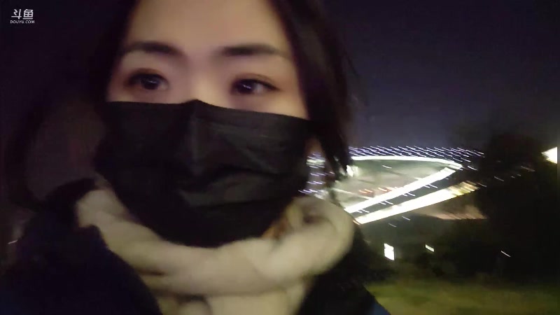 【2024-01-01 21点场】刘灶灶：看演出，十点后播一会啊