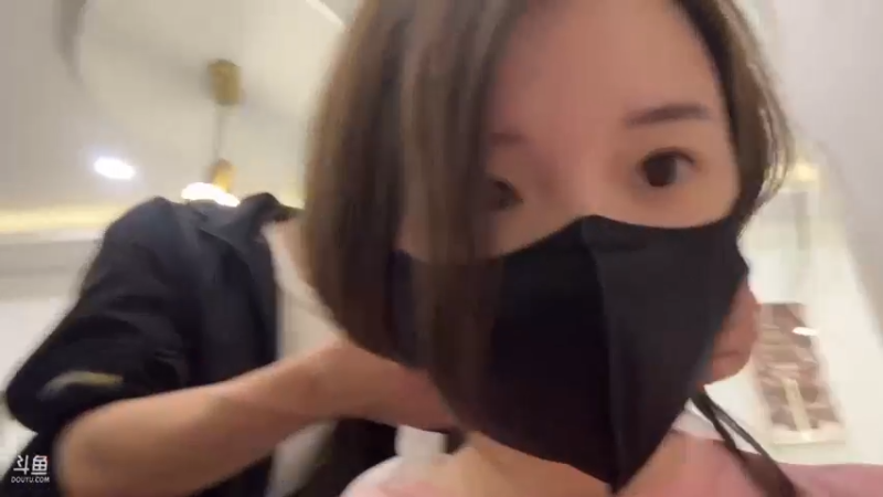 【2024-01-06 18点场】地表最强狸仔仔哟：带大强游上海不定时播