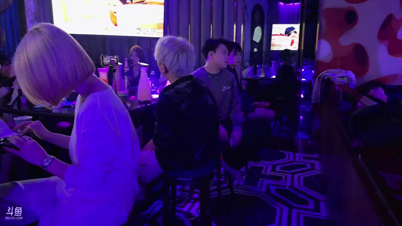 【2024-01-10 00点场】imxiaoxin：【✘-✘】黑白双煞