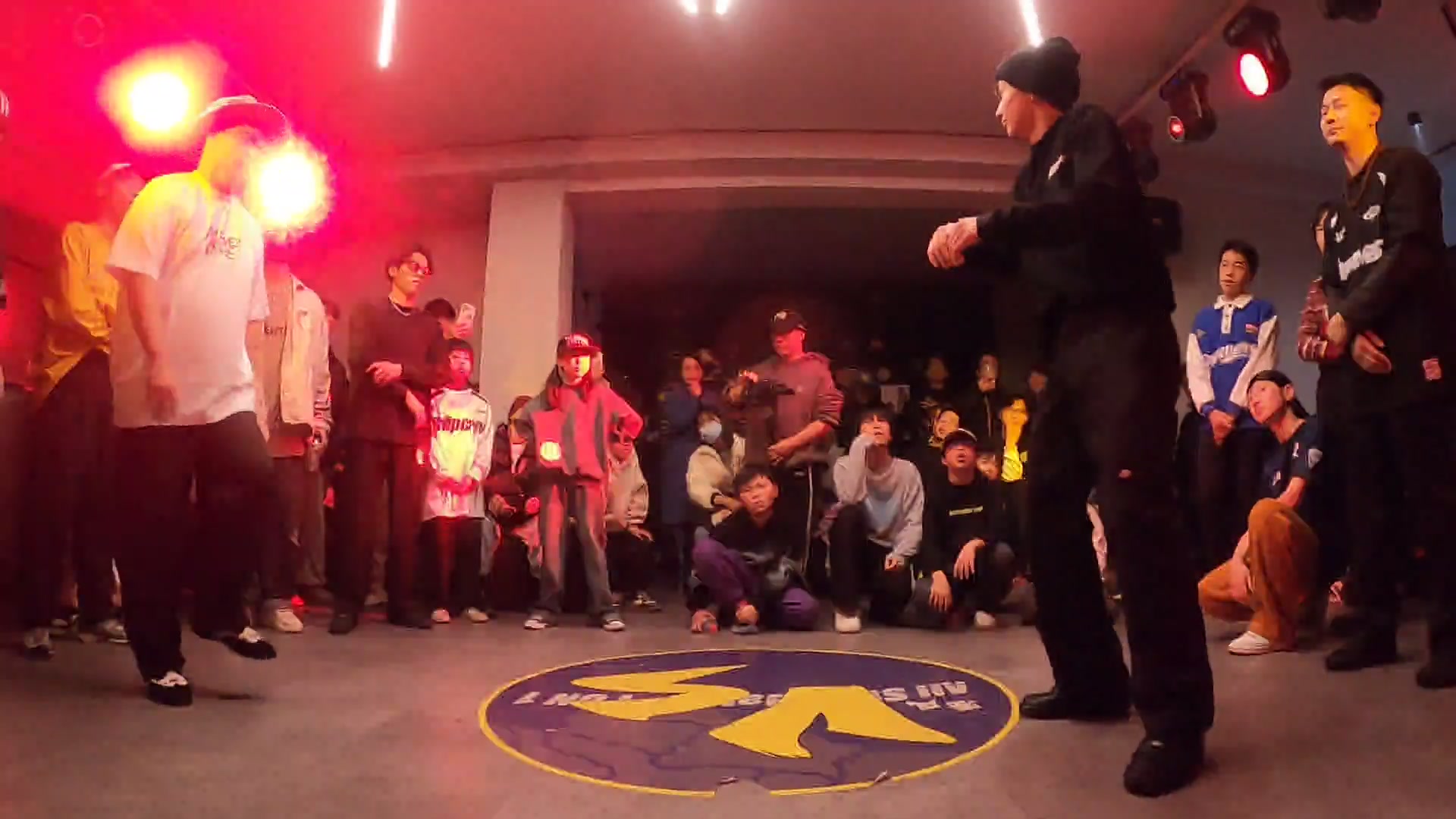 【2024-1-19 19点场】不明身份的陈某:张家港首届街舞大赛港风