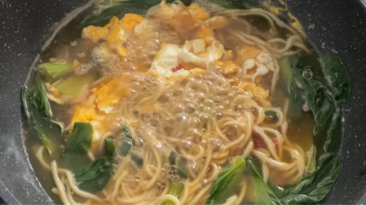 青菜鸡蛋面！减肥如此愉快！超人JAX生活记录146