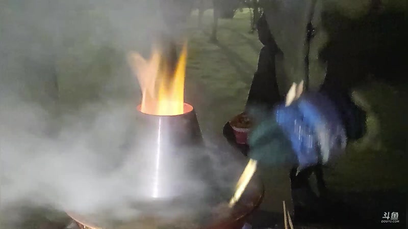 【2024-01-30 22点场】黑欢喜：大雪天户外火锅！！