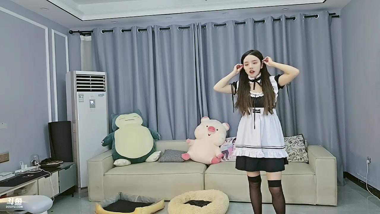 【2024-01-29 15点场】唐6儿：【小奶团】钻石卡加一元粉丝牌