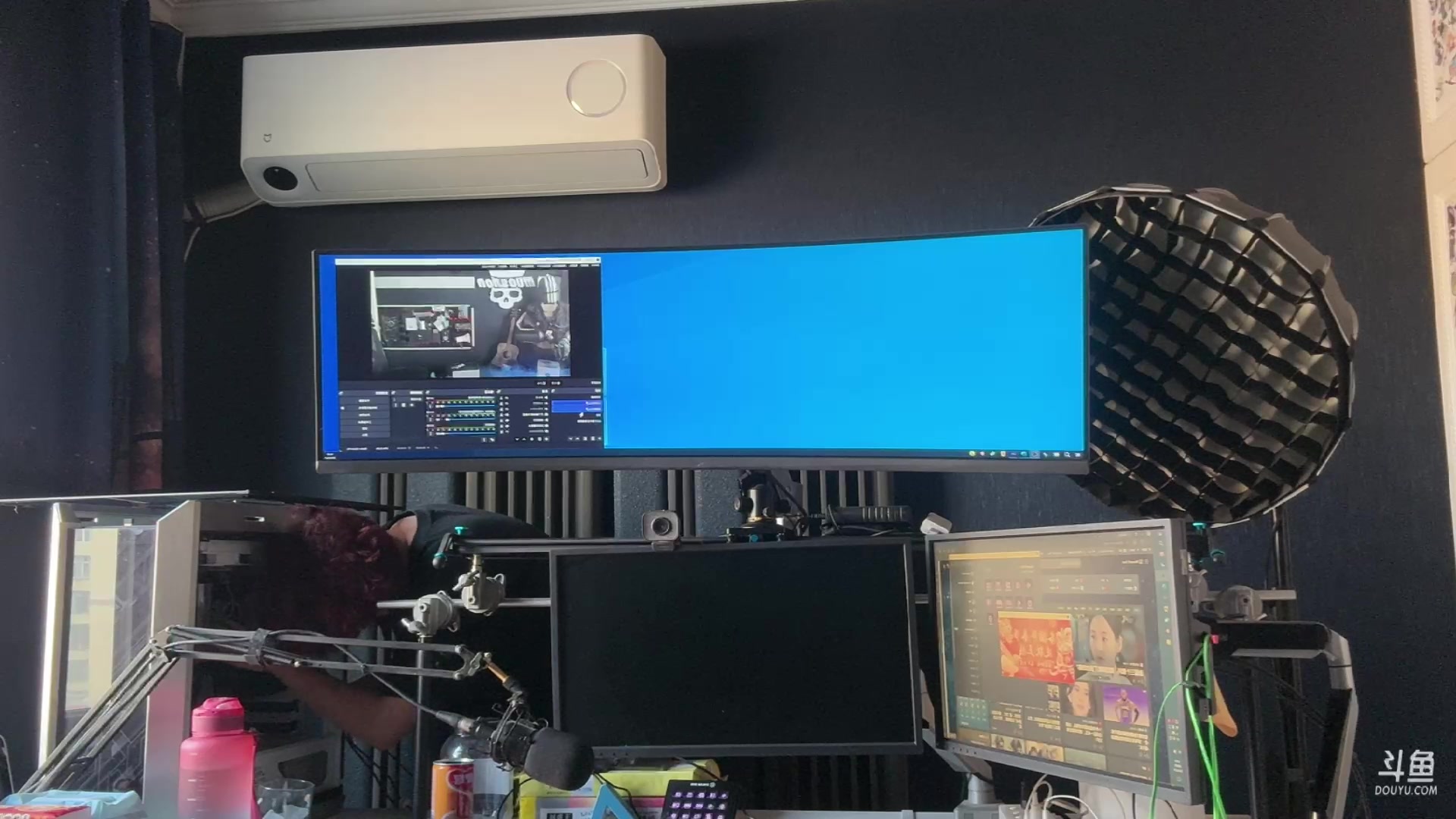 【2024-02-08 15点场】斯祥丶：按个电脑，晚上出门吃饭。新年快乐！