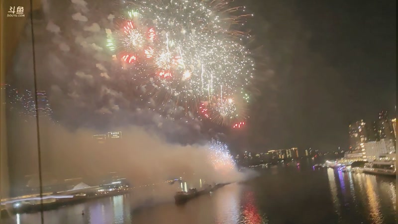 【2024-02-10 19点场】游天堂：小孩曾卓君：广州烟花直播