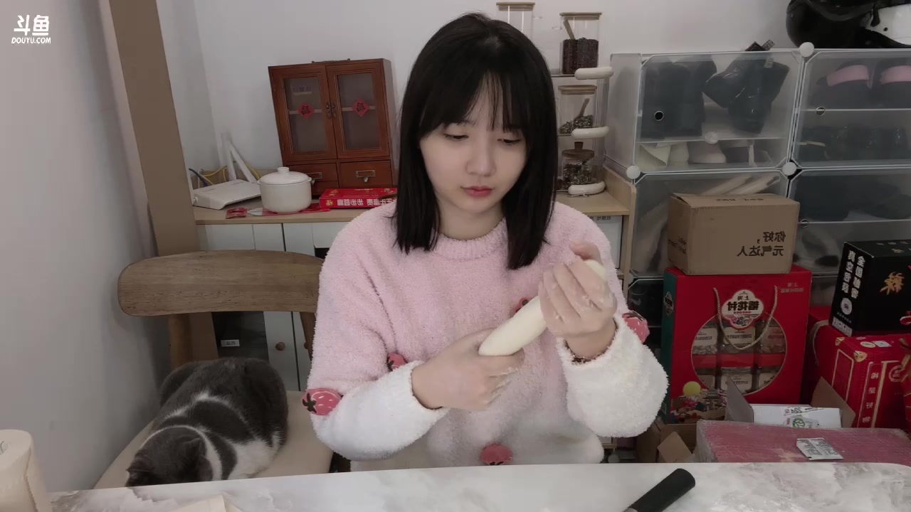 【2024-02-10 18点场】塔莉娅QAQ：社恐文静内向的小女生