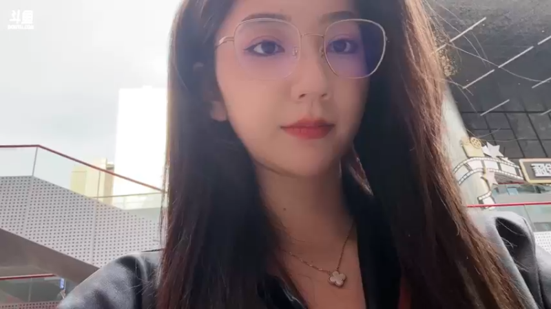 【2024-02-17 16点场】潇潇超哇噻：（双倍）潇大宝给您拜年了~