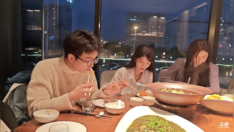 【2024-03-06 19点场】南波儿大魔王丶：刚子生日快乐啦