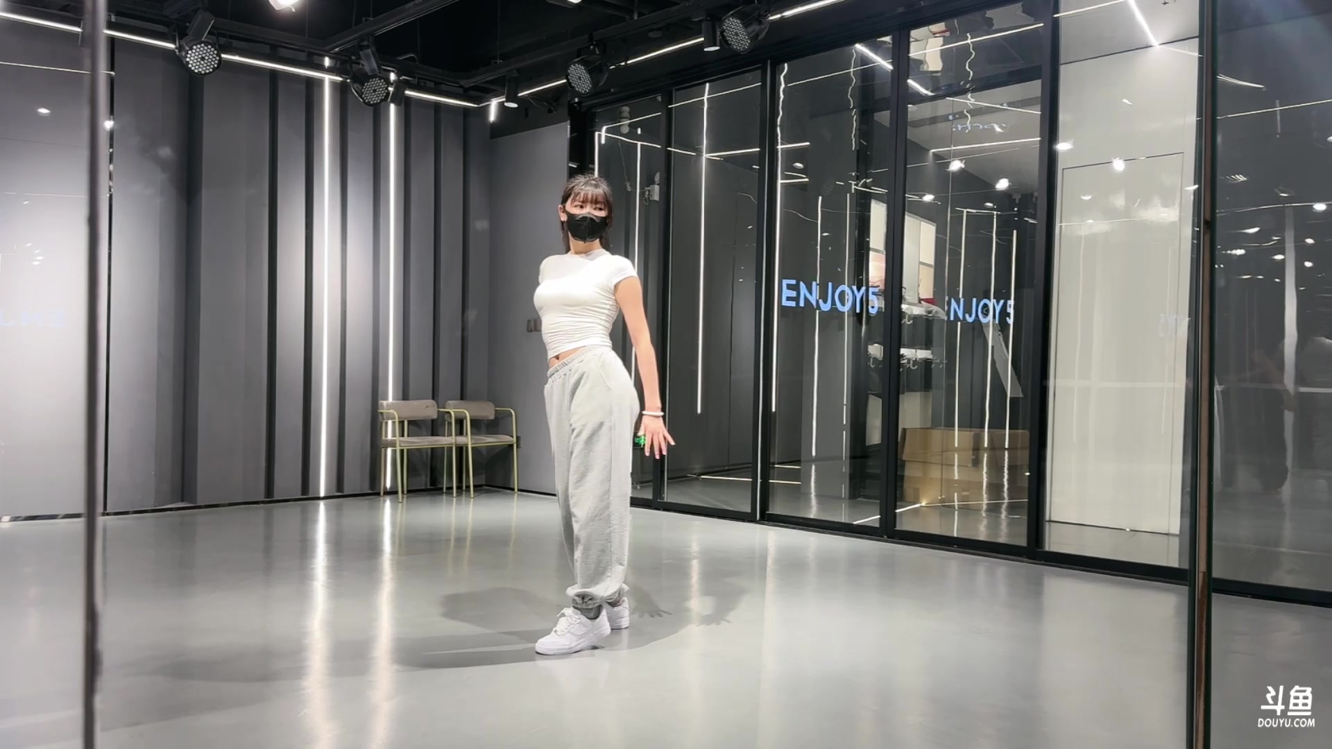 【2024-03-11 17点场】喵小莎：下午3点，晚上11点