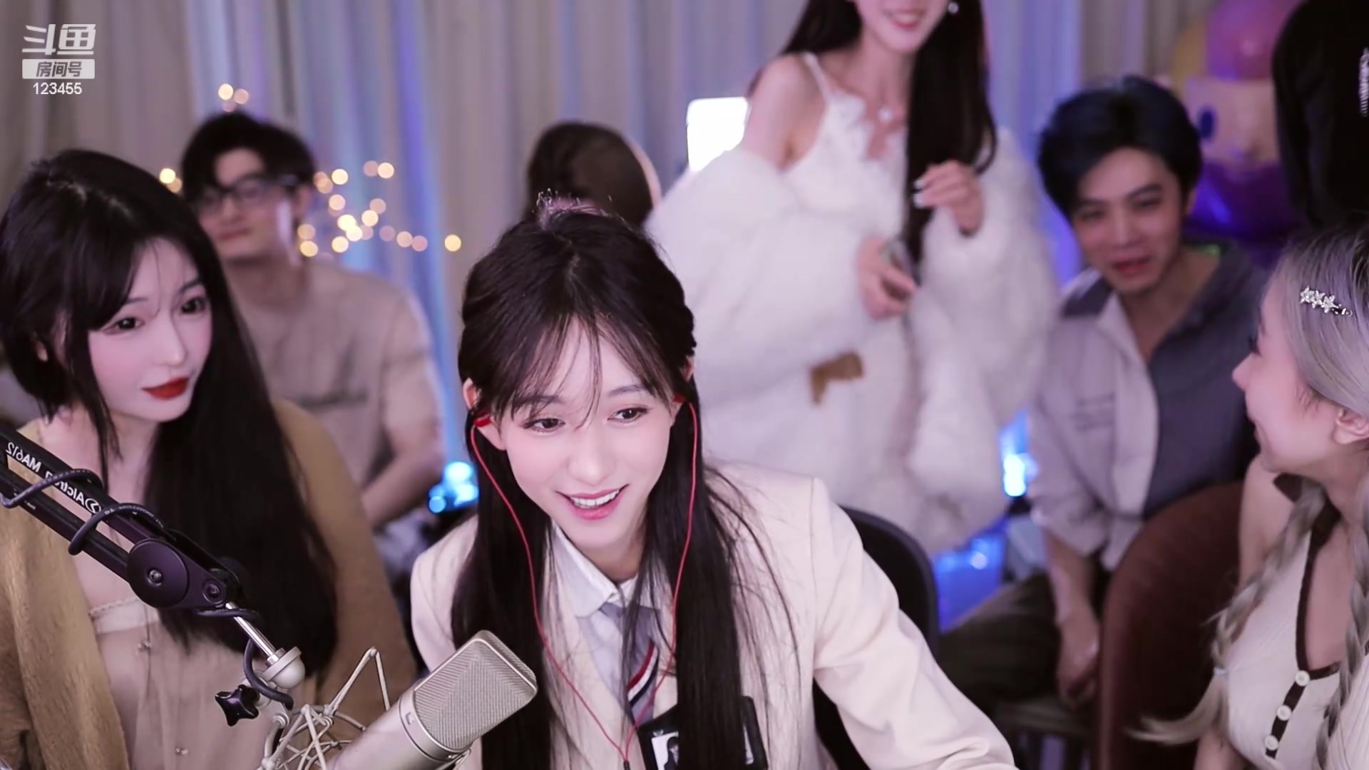 【2024-03-19 20点场】南波儿大魔王丶：来！恋综组合默契考核！