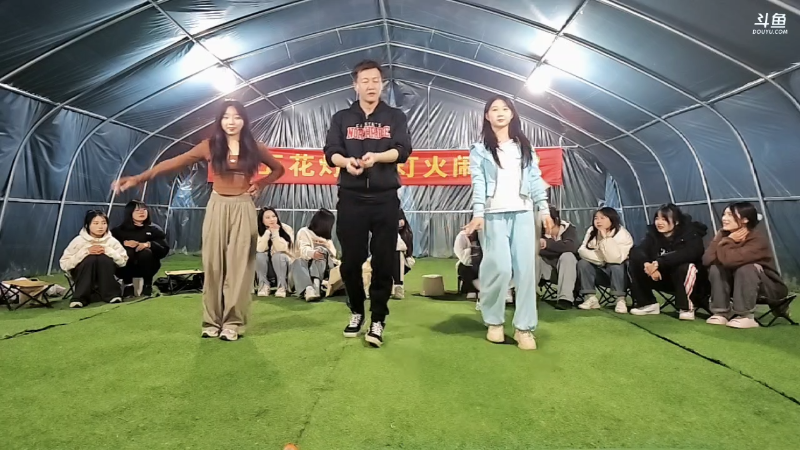 【户外】赛文柒Seven的精彩时刻 20240320 21点场