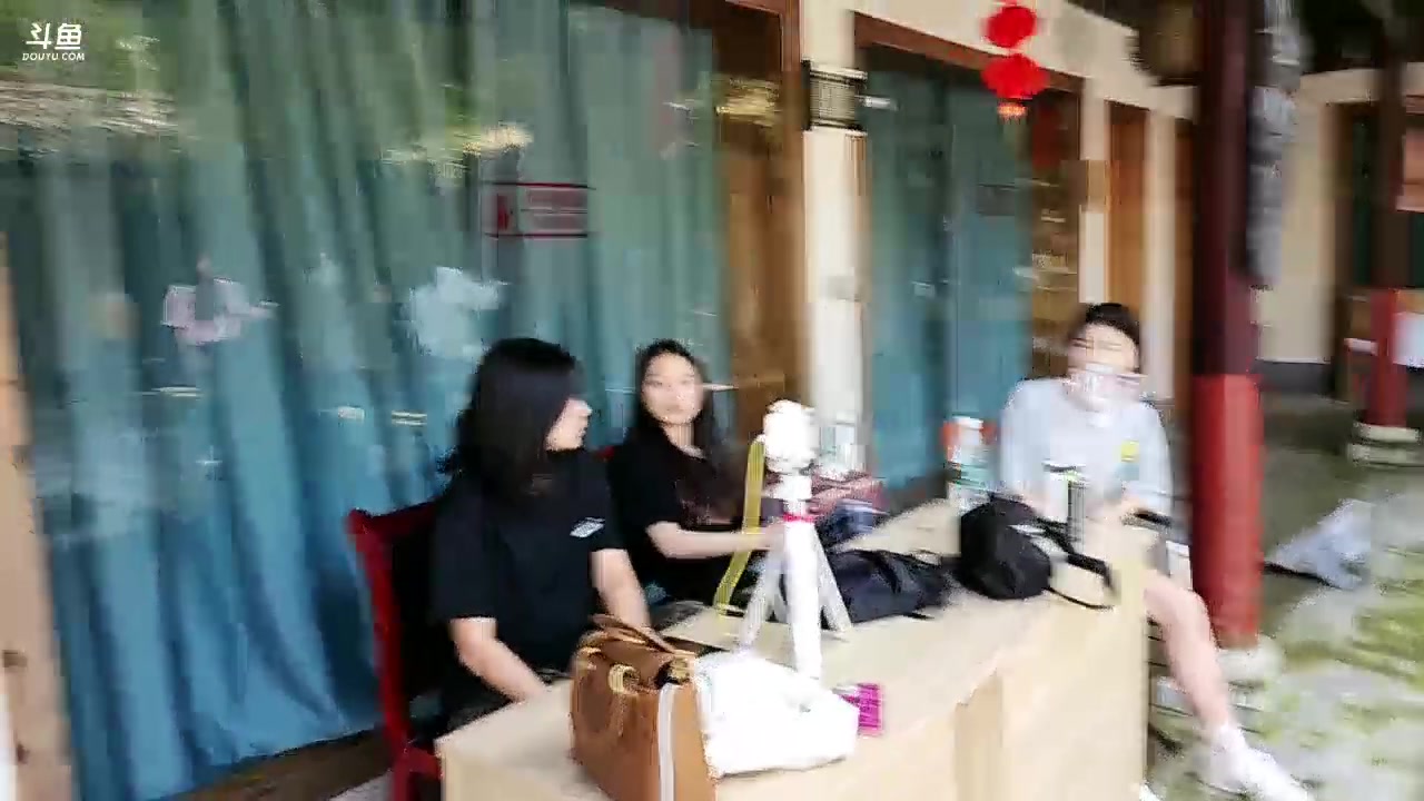 【2024-04-14 14点场】火力堂主：《小猪快跑》长沙团播day3！