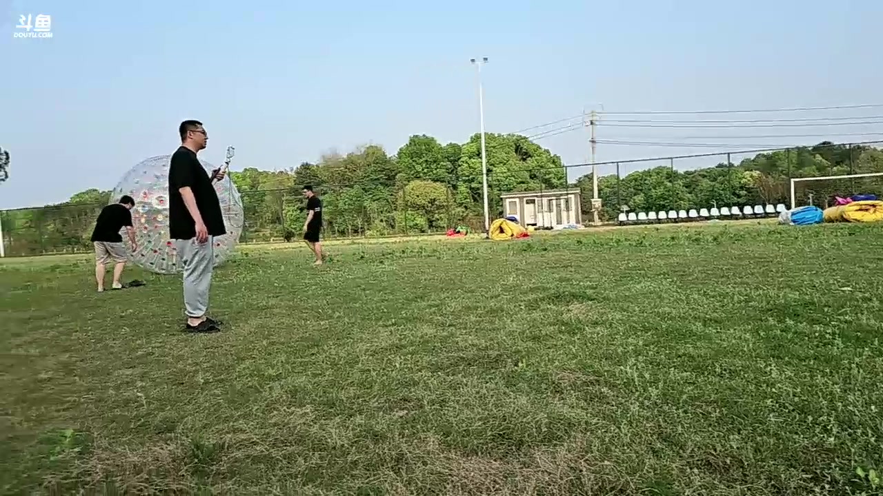 【2024-04-14 17点场】火力堂主：《小猪快跑》长沙团播day3！