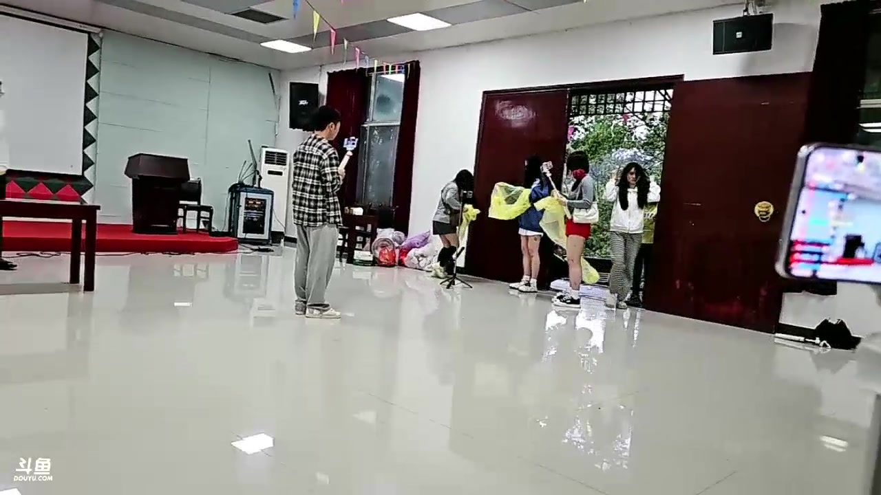 【2024-04-16 14点场】火力堂主：《小猪筷跑》！长沙团播day5！