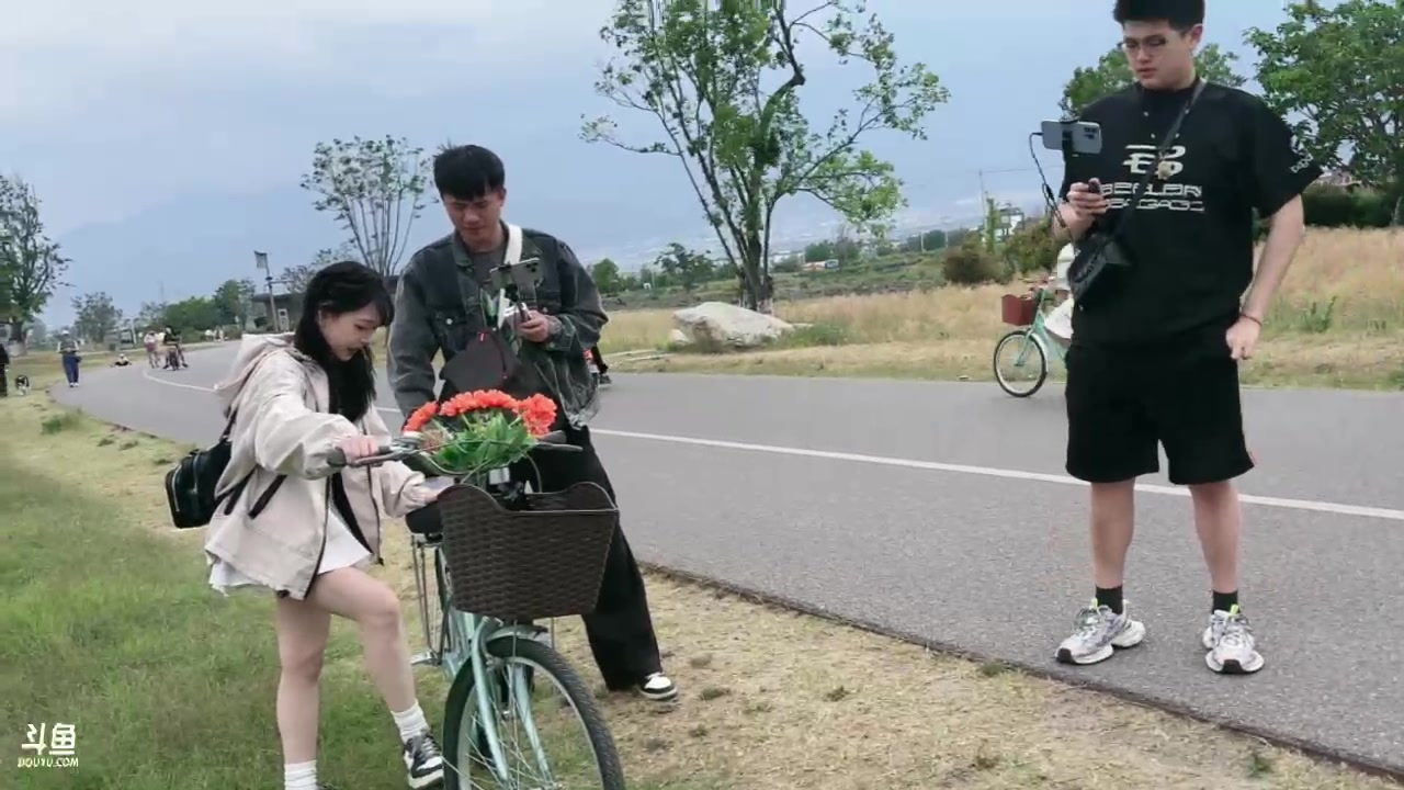 【2024-04-19 17点场】Sa叁儿：云南任我行、七爹赞助～