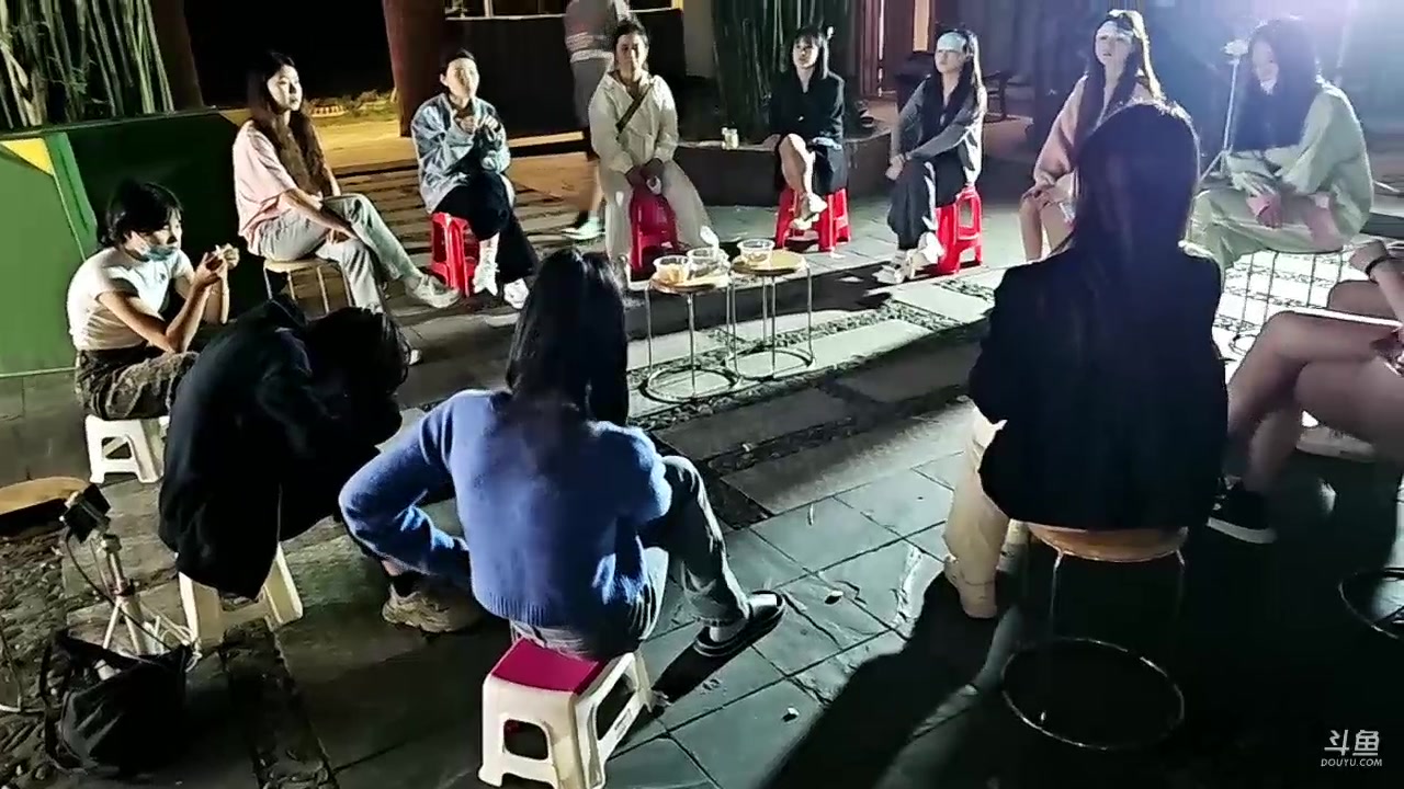 【2024-04-21 20点场】火力堂主：《小猪筷跑》当团长的一天！