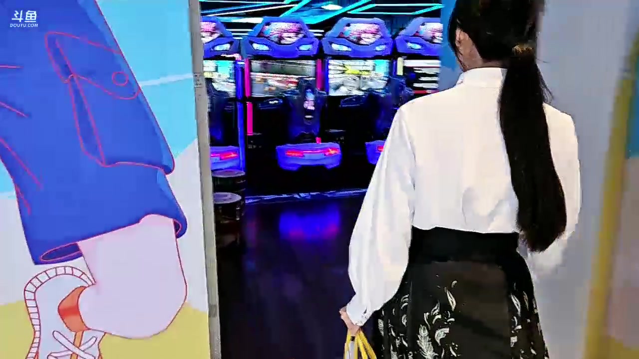 【2024-04-22 19点场】火力堂主：《小猪筷跑》不当团长的一天！